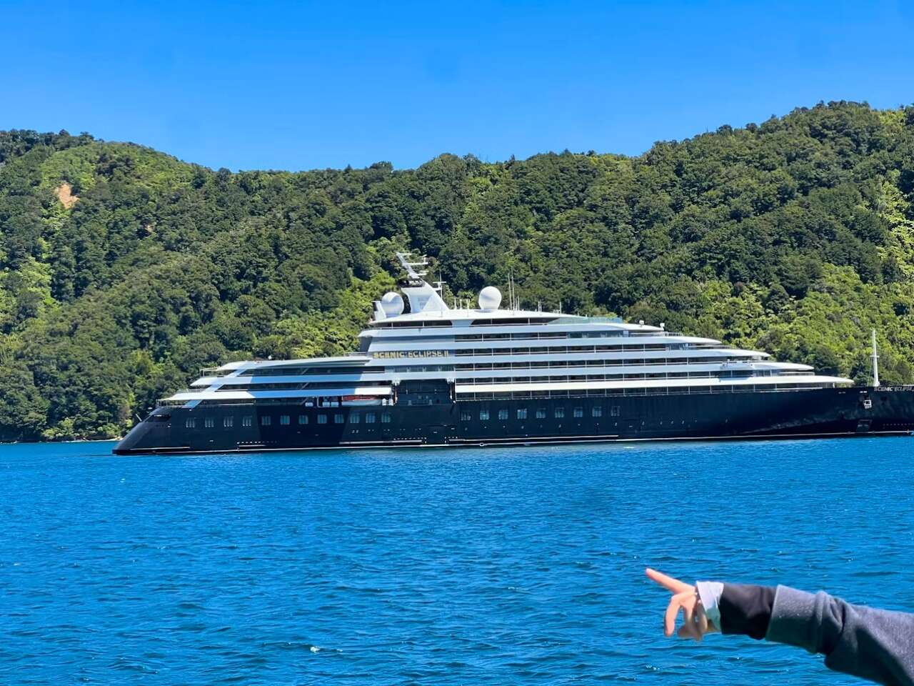 Antarktika'dan Bodrum'a... Dünyanın En Lüks Keşif Gemisi İlk Kez Bodrum Limanı'nda Dünyanın En Lüks Keşif Gemisi Scenic Eclipse 4